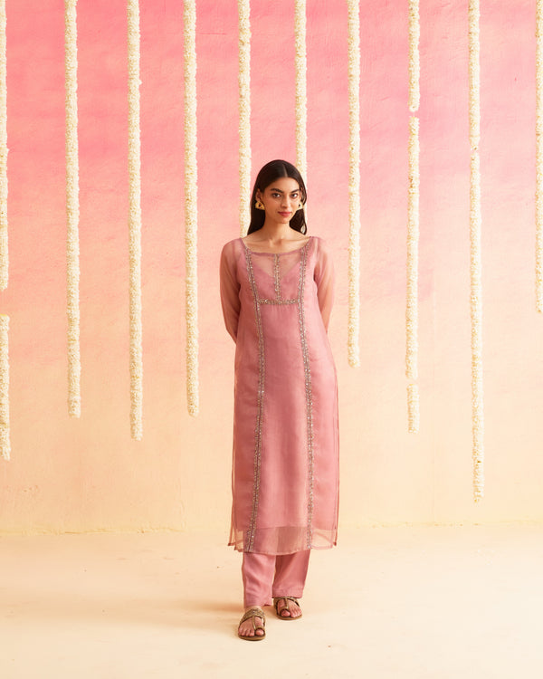 Gajri - Rose Pink Glass Crush With Delicate Handwork
